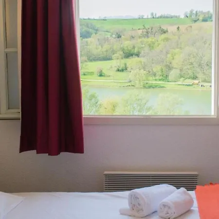 Kemping Maison Au Avec Terrasse, Ideal 2 Personnes - Api-1-52-1373