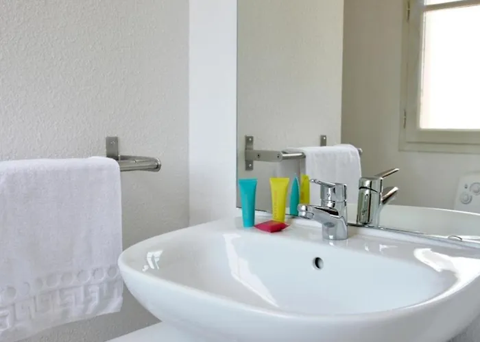 Maison Au Avec Terrasse, Ideal 2 Personnes - Api-1-52-1373 Kemp