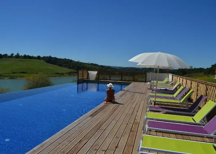 Maison Au Avec Terrasse, Ideal 2 Personnes - Api-1-52-1373 *